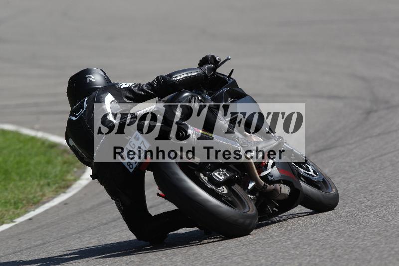 Archiv-2022/57 29.08.2022 Plüss Moto Sport ADR/Einsteiger/55